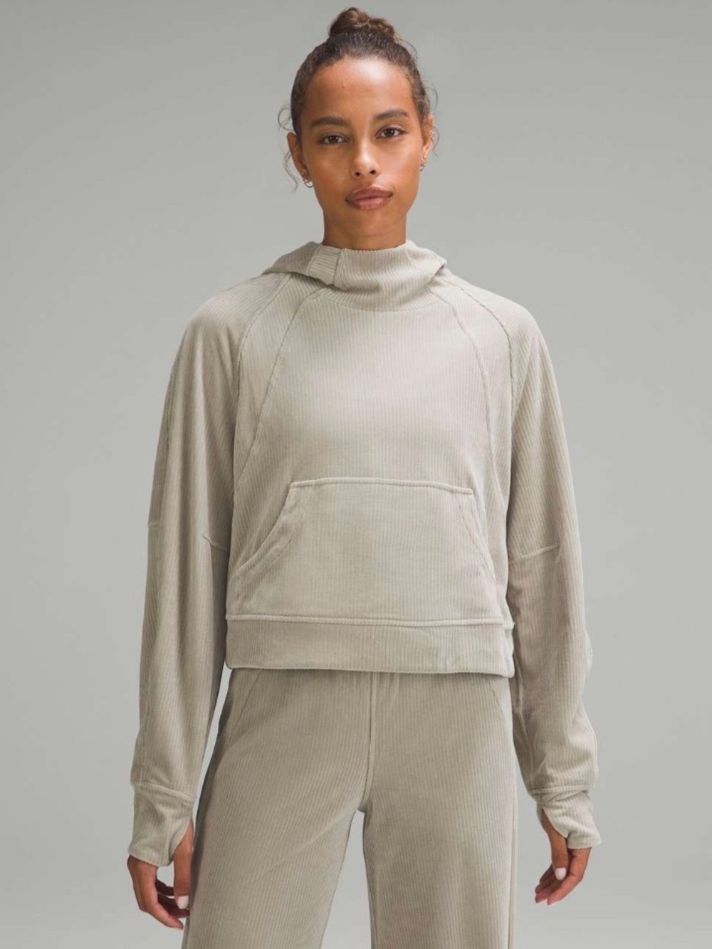 Lululemon Scuba Oversized Hoodie *Velvet Cord
Riverstone